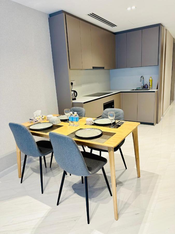 Luxury Suites At Eaton Klcc Kuala Lumpur Buitenkant foto