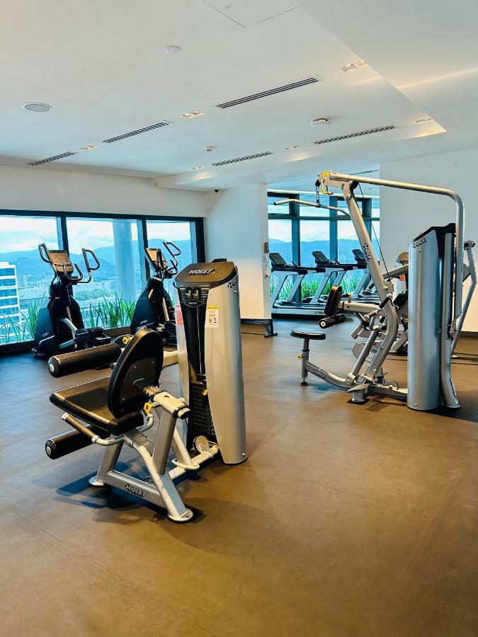 Luxury Suites At Eaton Klcc Kuala Lumpur Buitenkant foto